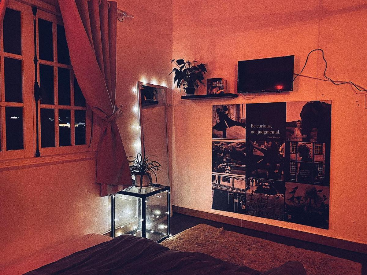 The Balcony Bnb Dalat Bagian luar foto