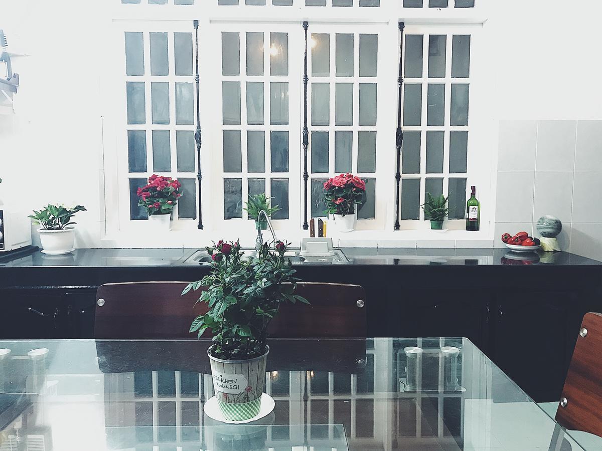 The Balcony Bnb Dalat Bagian luar foto