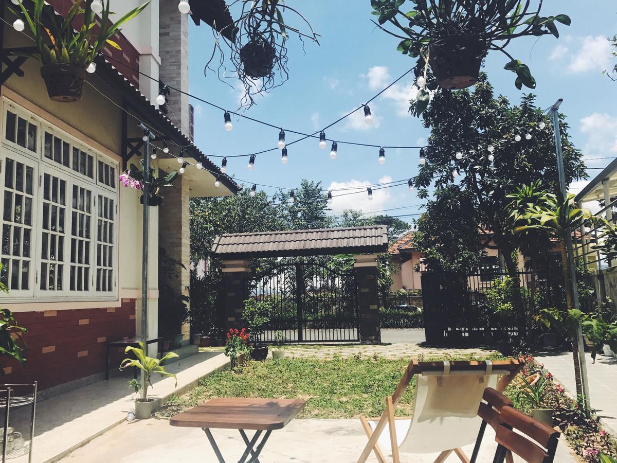 The Balcony Bnb Dalat Bagian luar foto