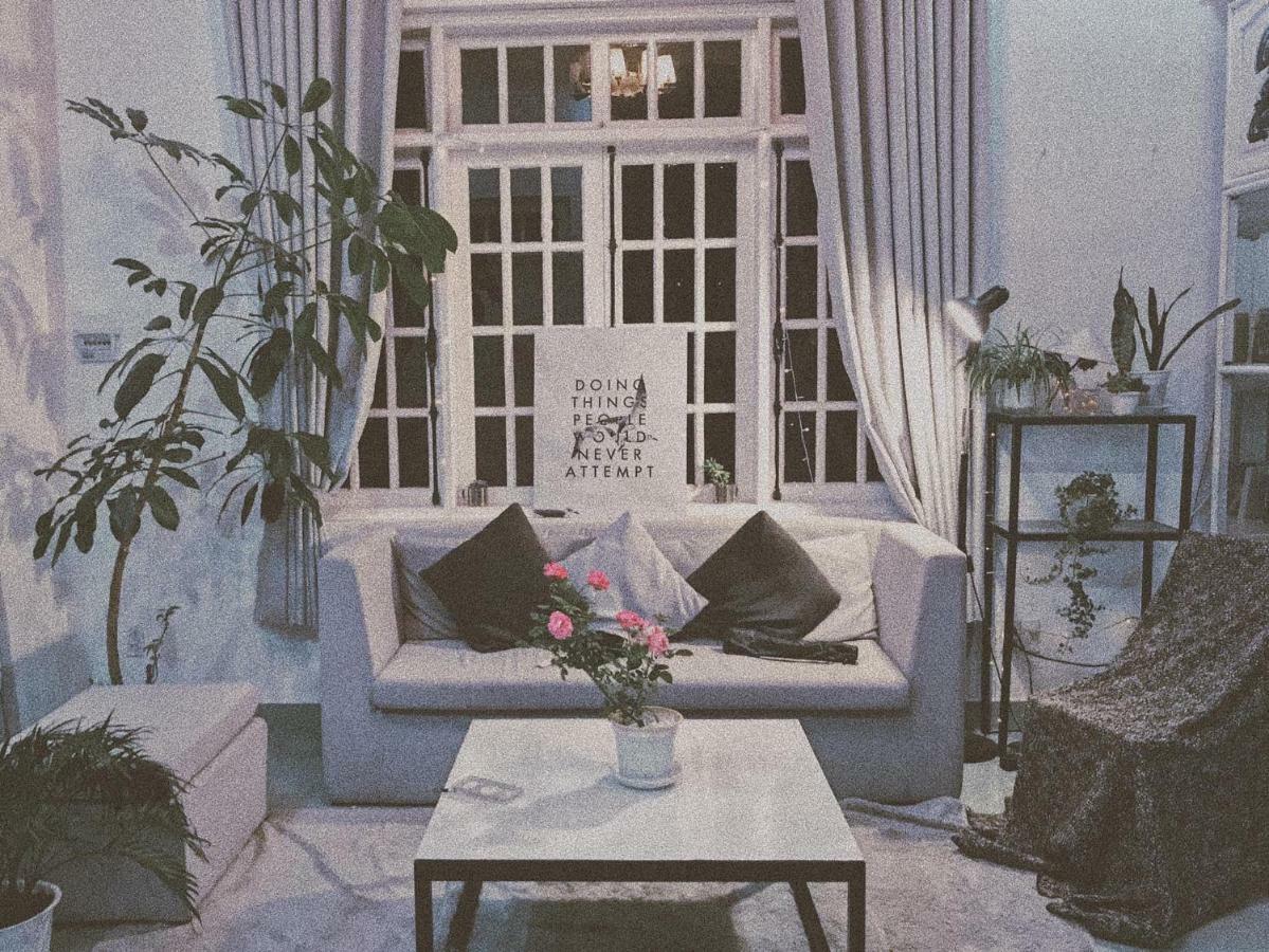The Balcony Bnb Dalat Bagian luar foto